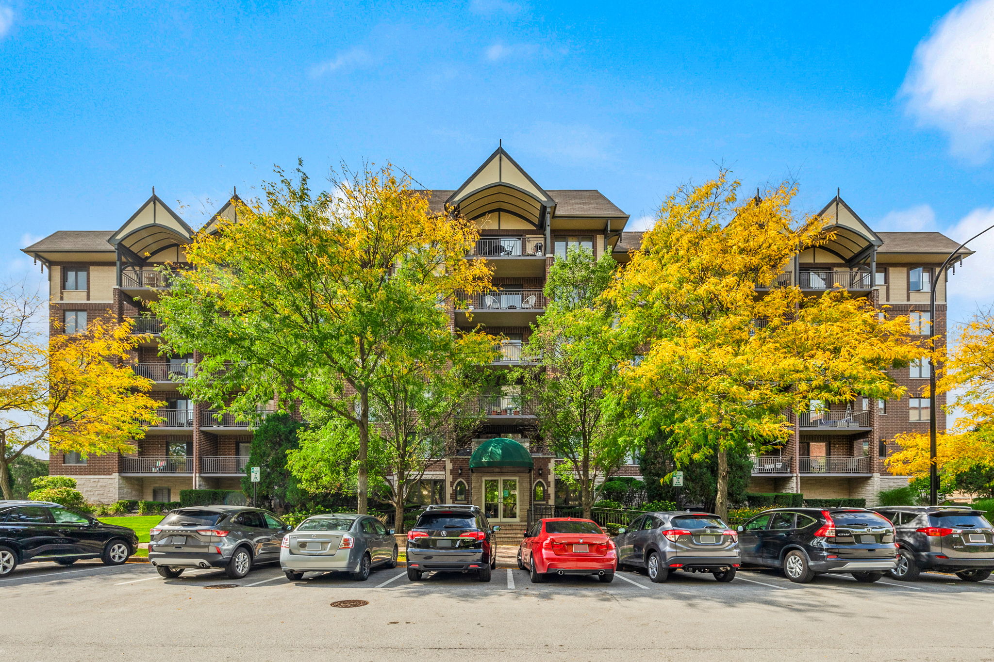 10 S Wille St 605, Mount Prospect, IL 60056