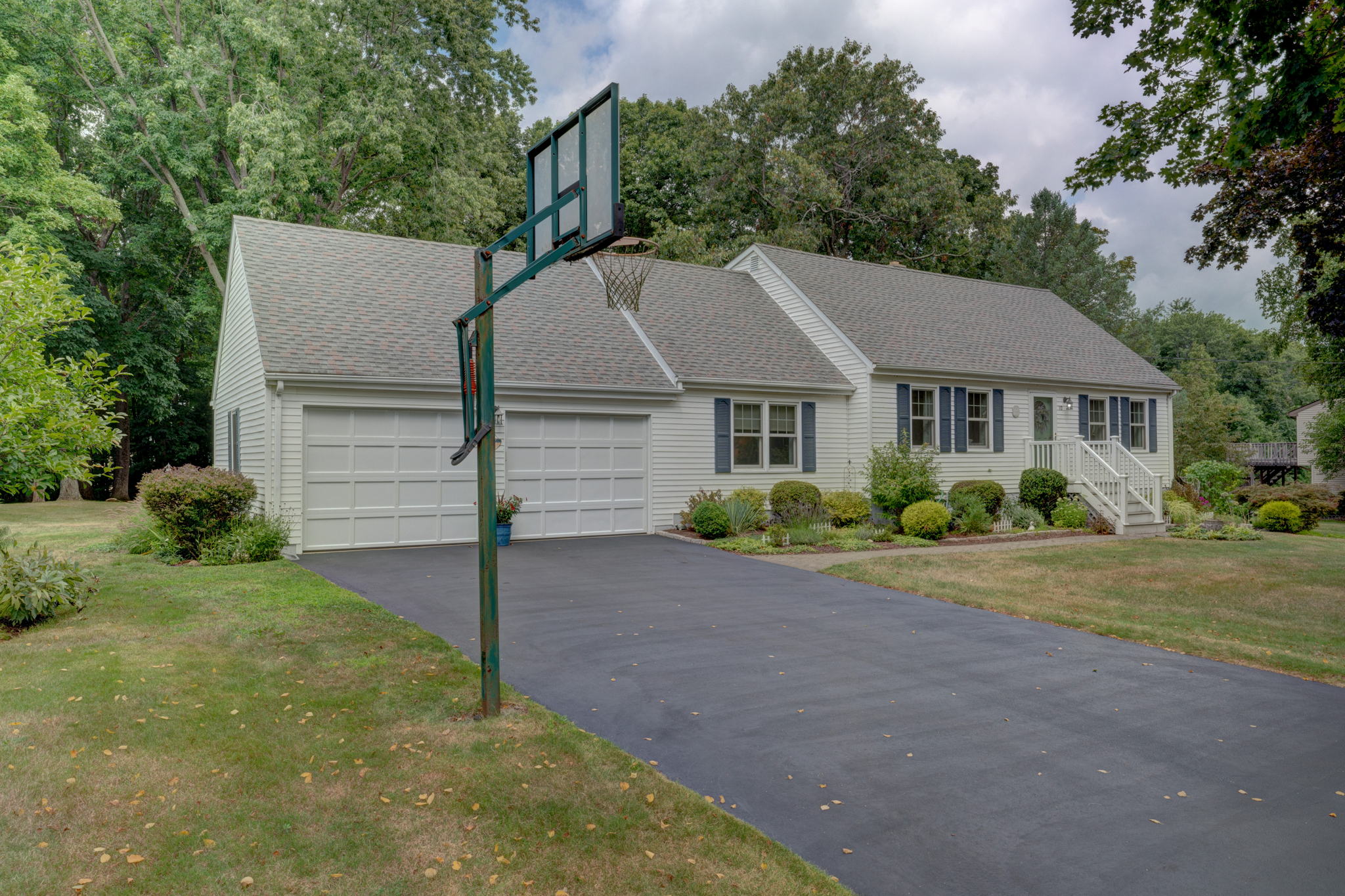 10 Templeton Rd, Wallingford, CT 06492, USA Photo 2