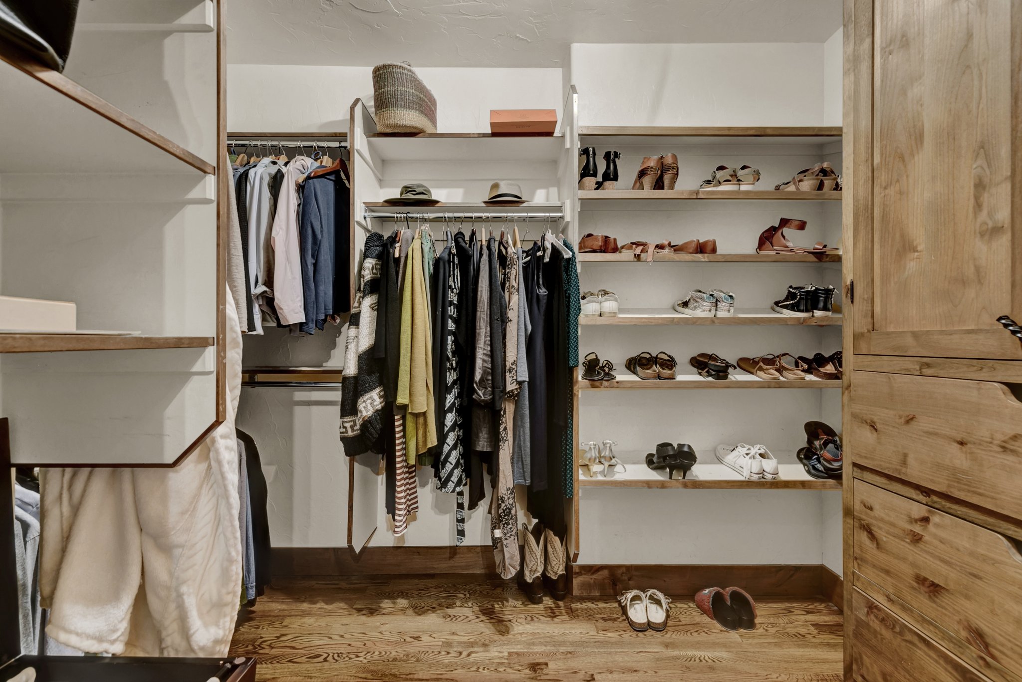 Closet