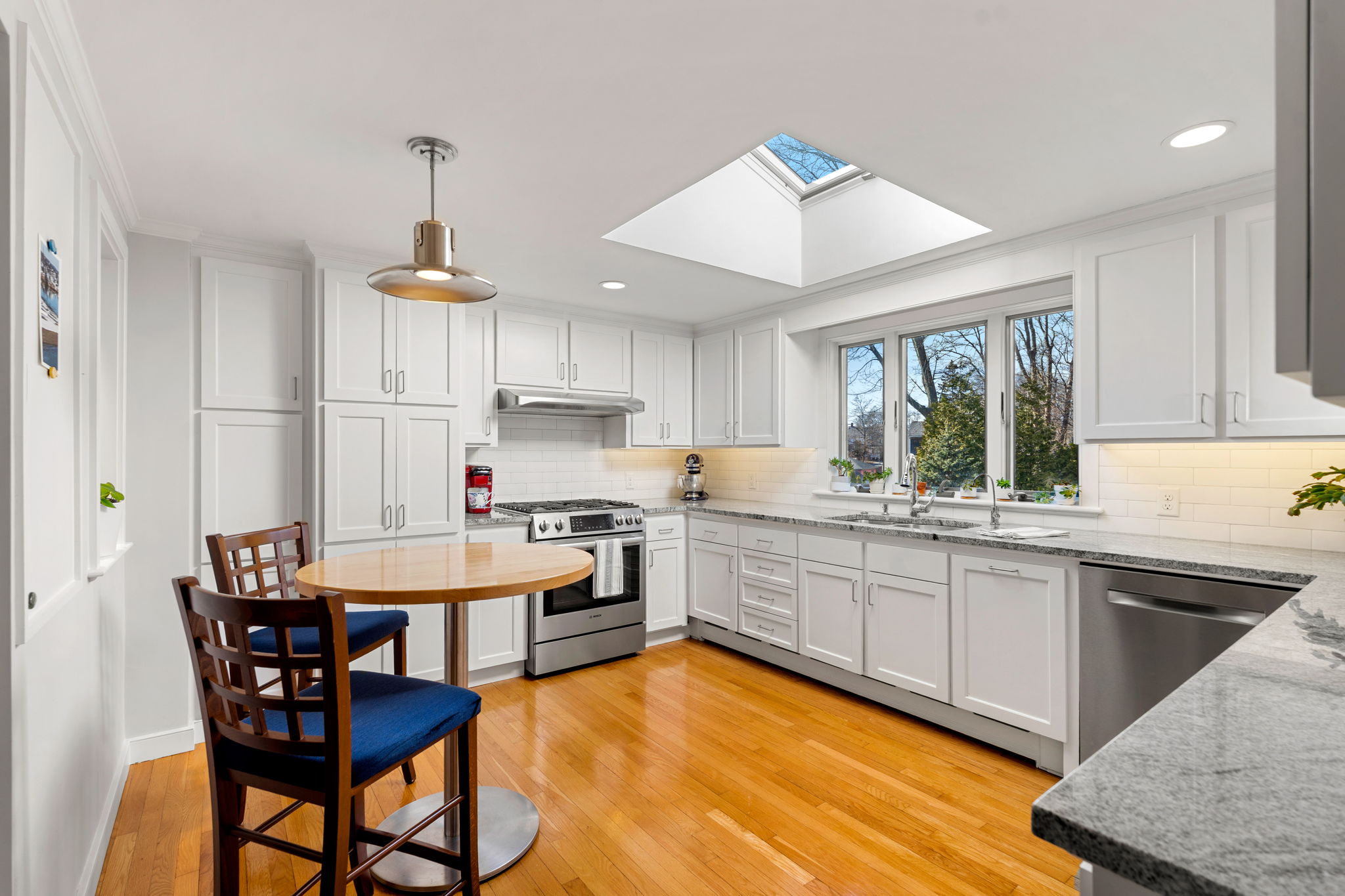 10 W Cottage St, Marblehead, MA 01945, USA Photo 40