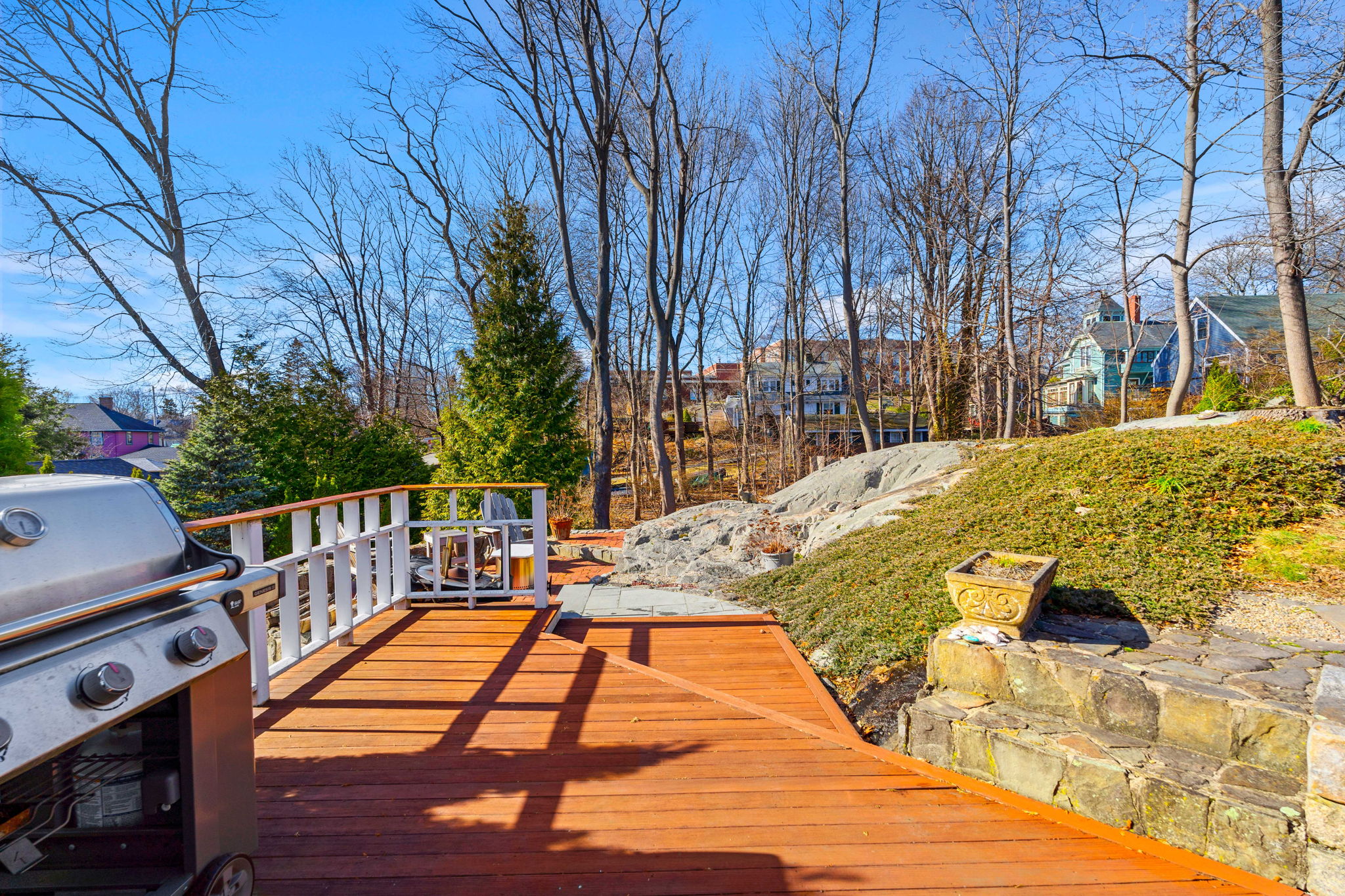 10 W Cottage St, Marblehead, MA 01945, USA Photo 15