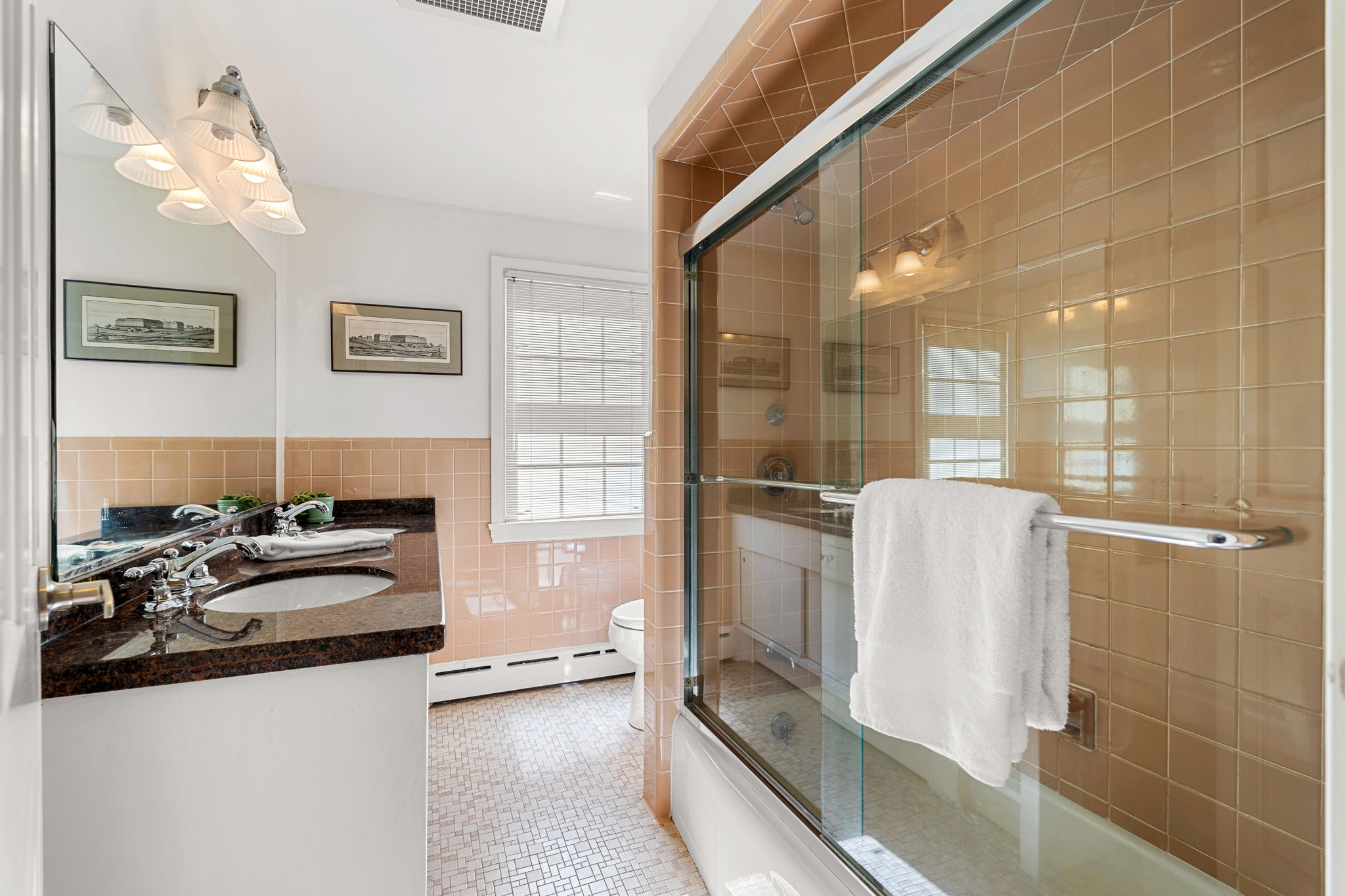 10 W Cottage St, Marblehead, MA 01945, USA Photo 59