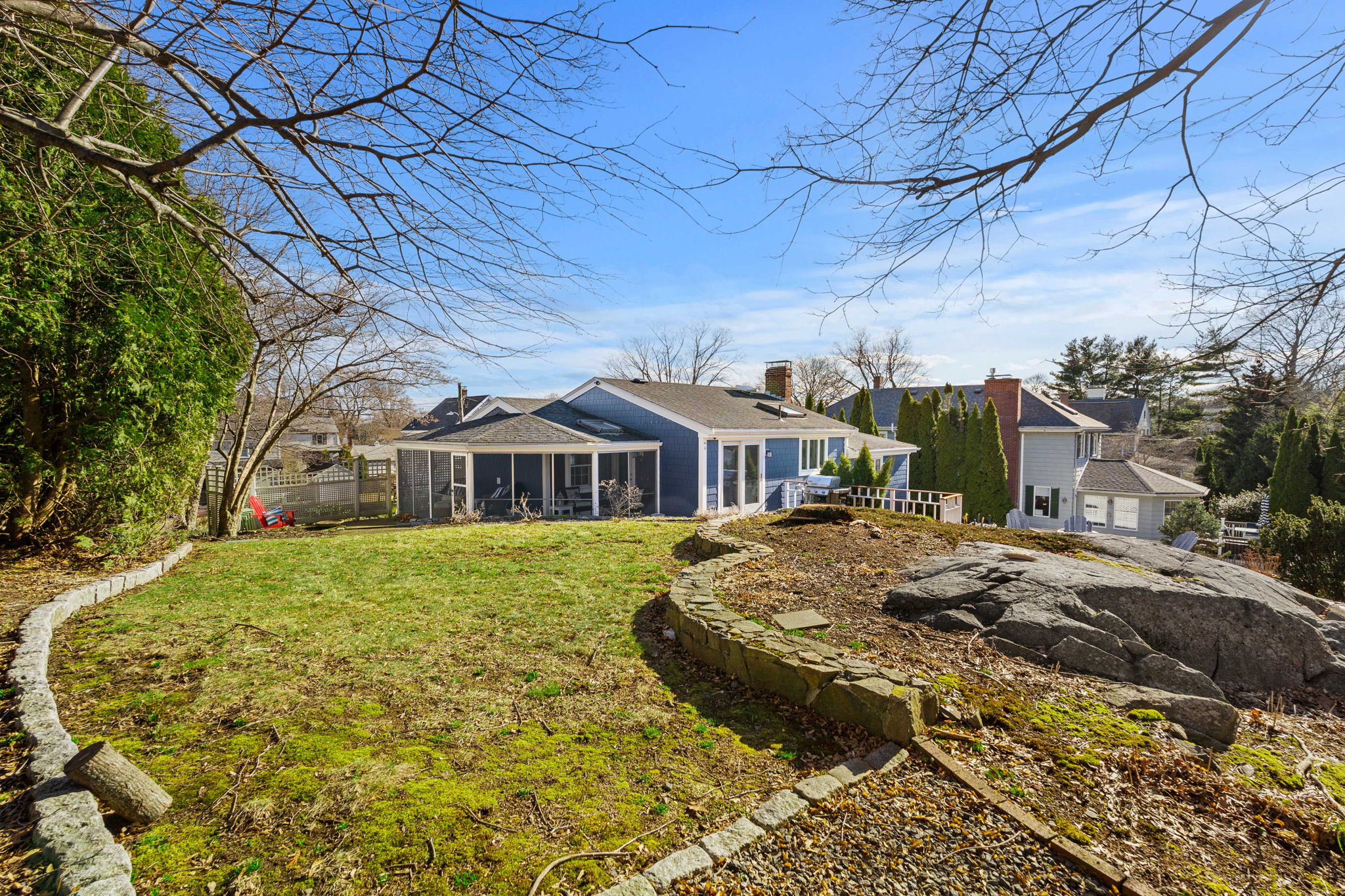 10 W Cottage St, Marblehead, MA 01945, USA Photo 16