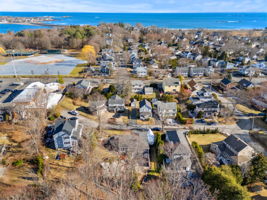 10 W Cottage St, Marblehead, MA 01945, USA Photo 18