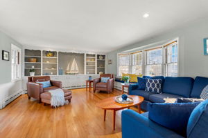 10 W Cottage St, Marblehead, MA 01945, USA Photo 47