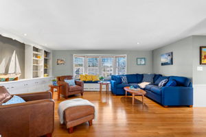 10 W Cottage St, Marblehead, MA 01945, USA Photo 48