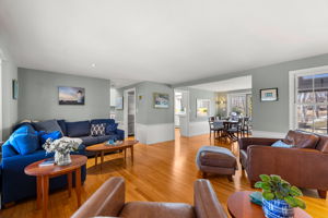 10 W Cottage St, Marblehead, MA 01945, USA Photo 50