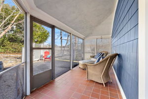 10 W Cottage St, Marblehead, MA 01945, USA Photo 52