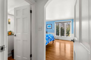 10 W Cottage St, Marblehead, MA 01945, USA Photo 60