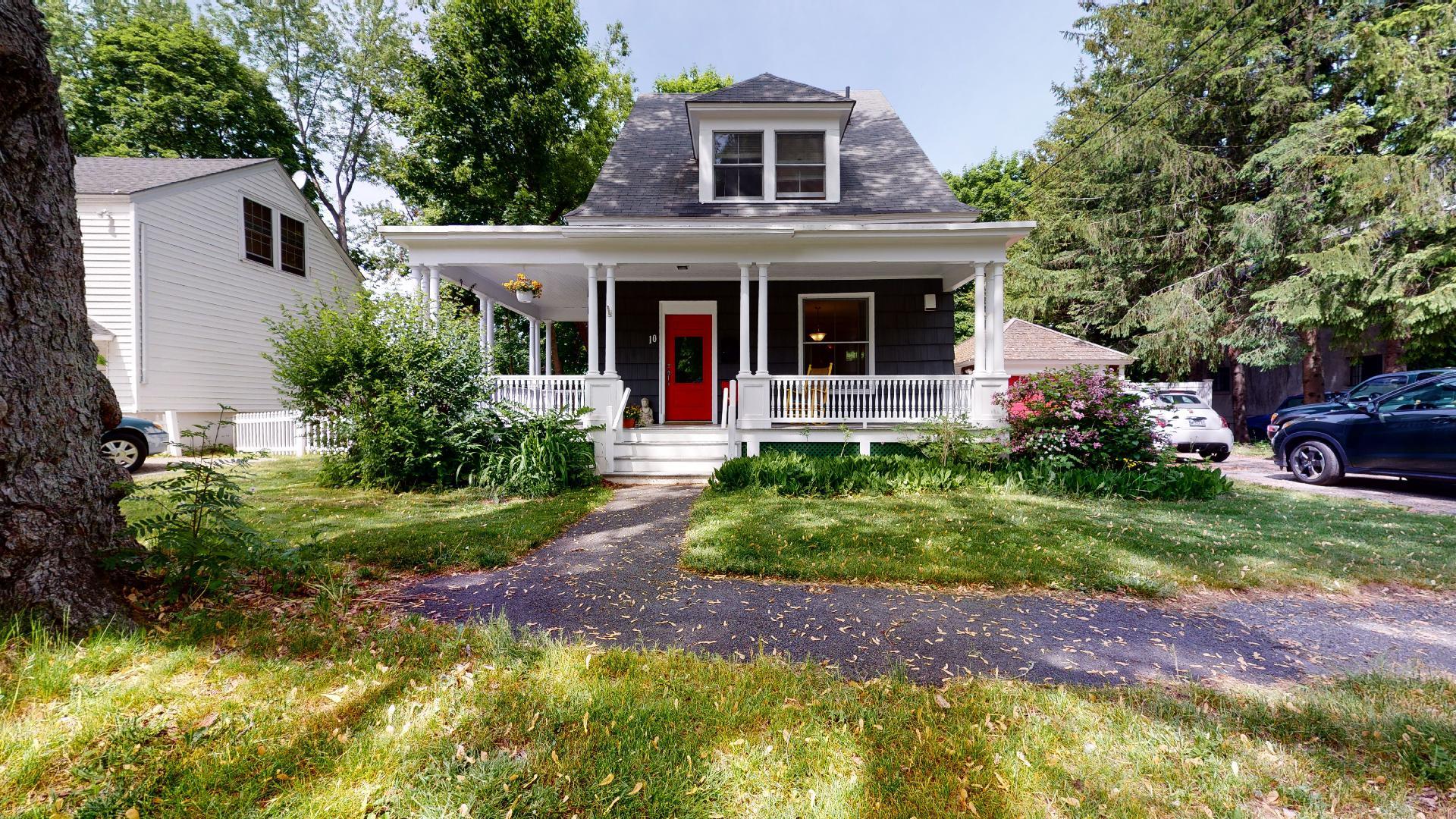  10 Ware St, Lewiston, ME 04240, US