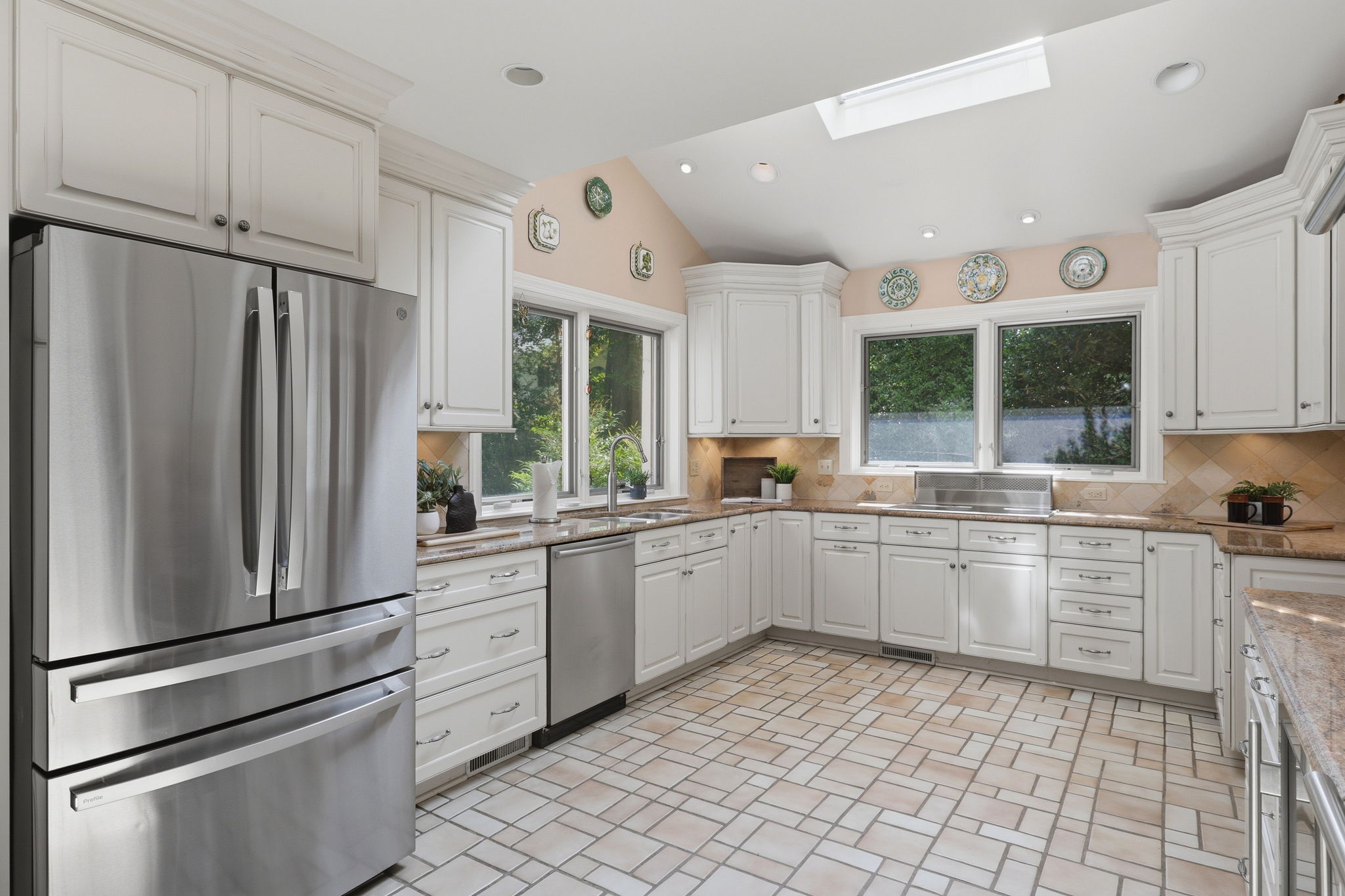 13-Kitchen