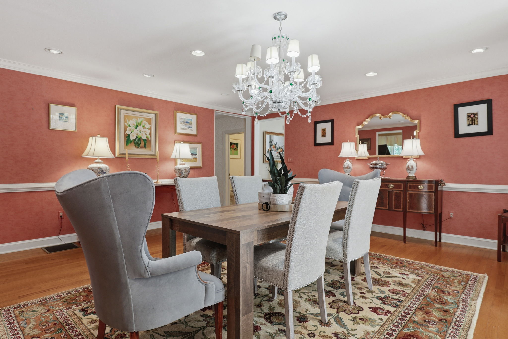 21-Dining Room