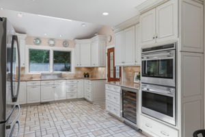 14-Kitchen