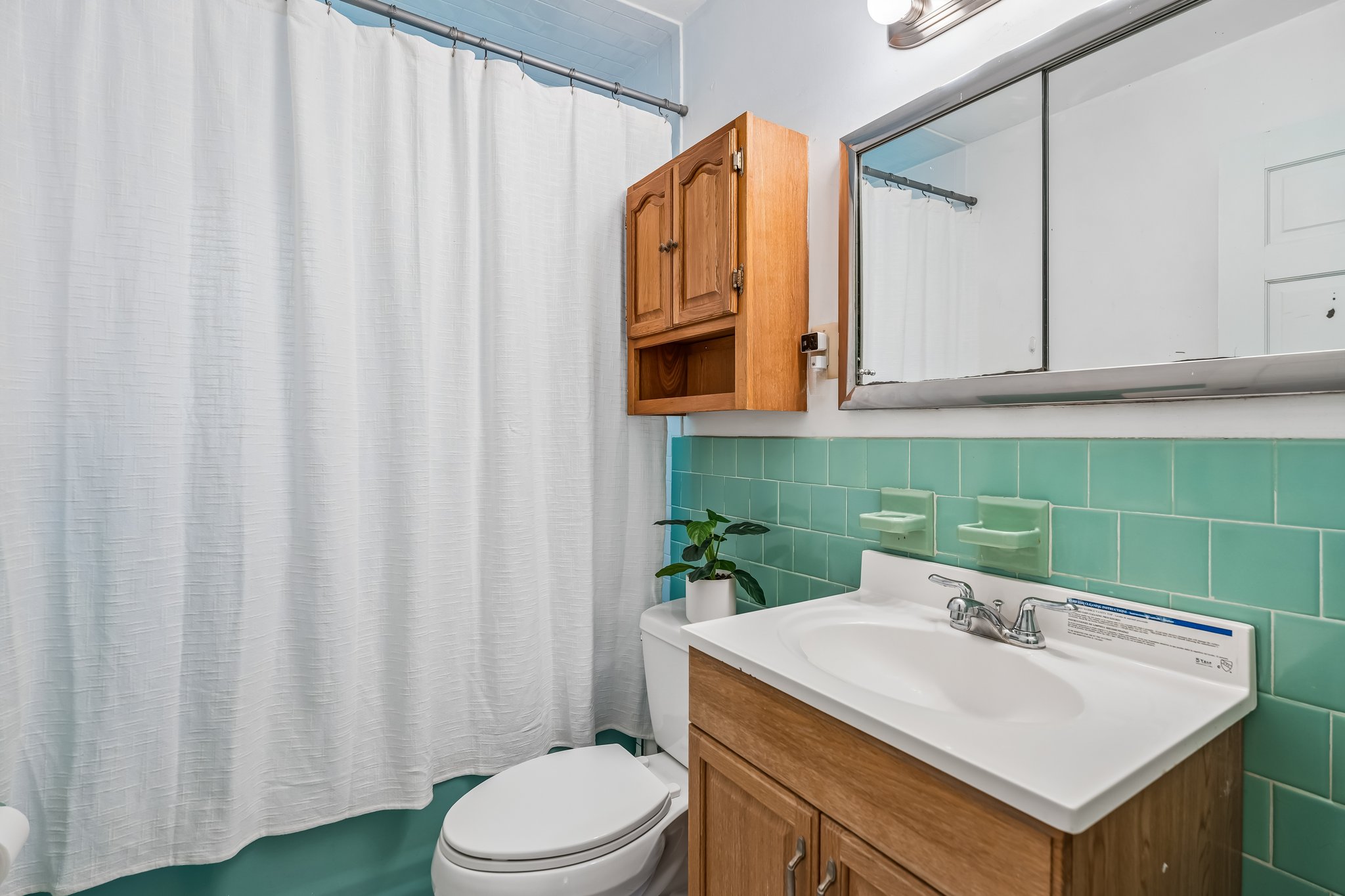 Main Bathroom