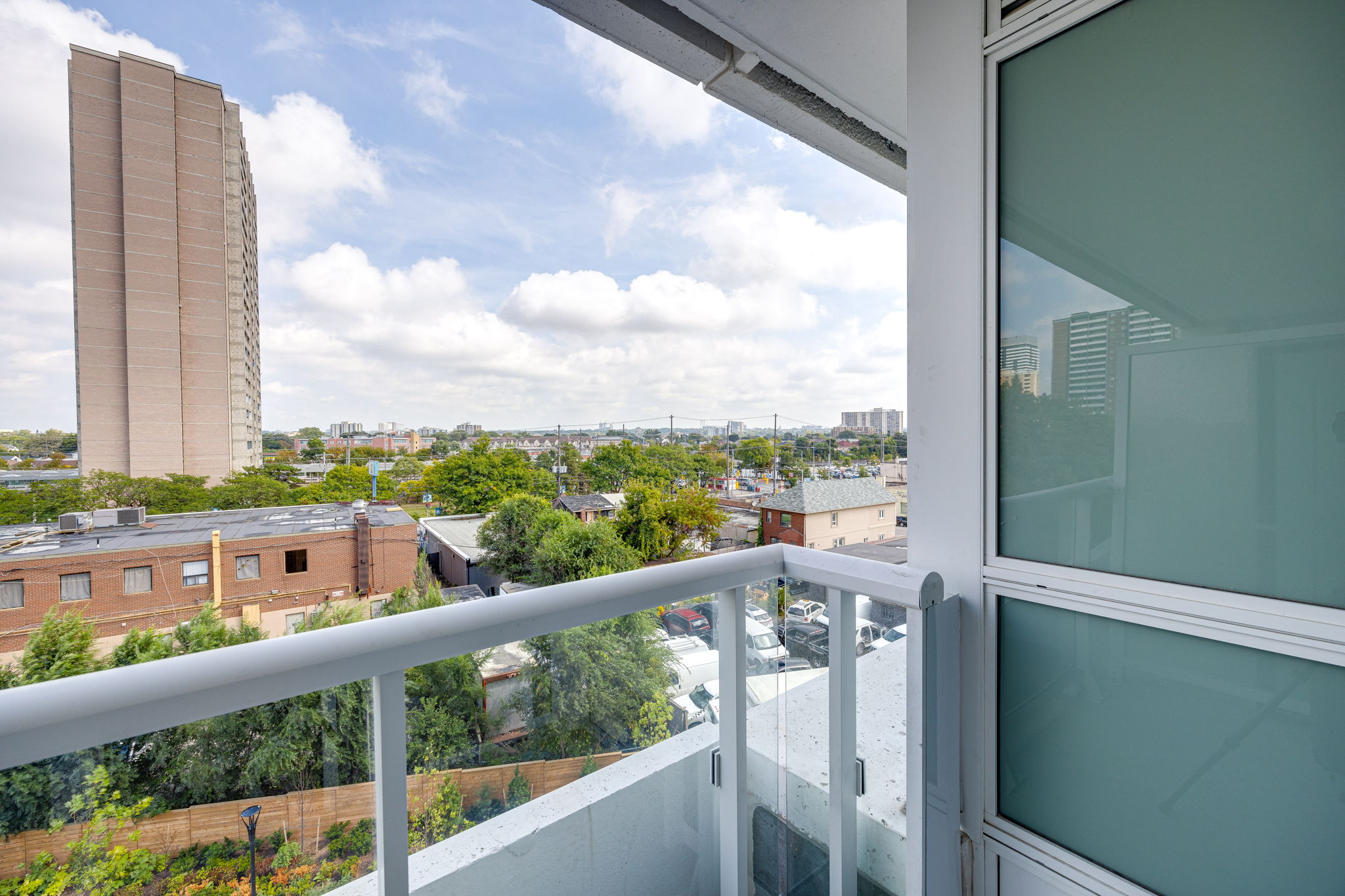 Toronto property showcase — delivered property photograph 20
