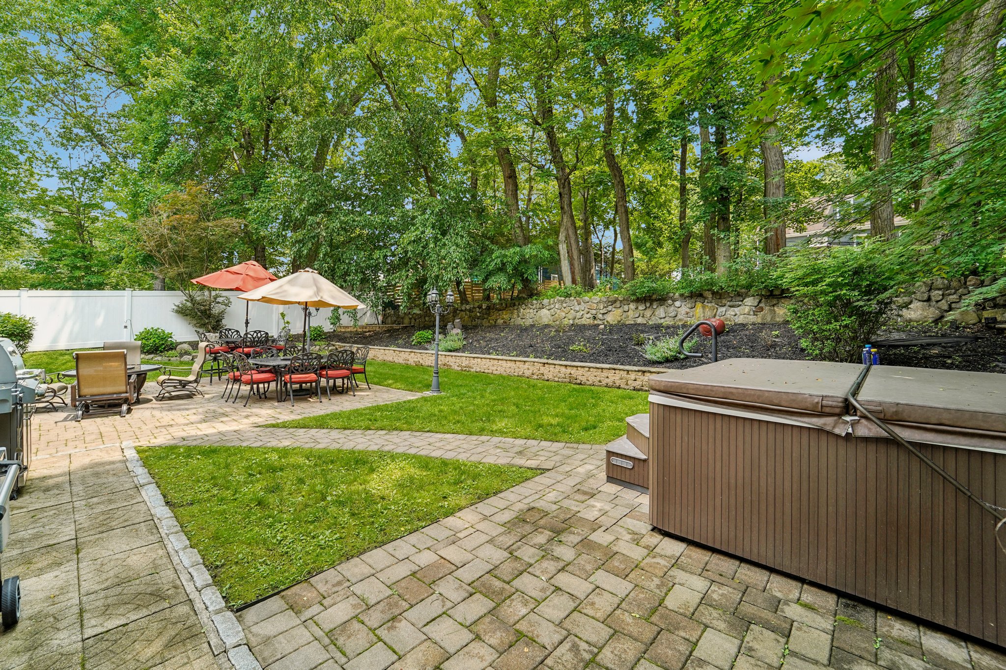 Willow Dr-1206-063.jpg