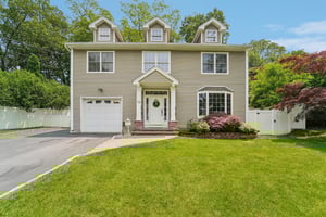Willow Dr-1206-001.jpg