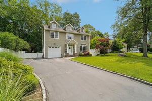 Willow Dr-1206-003.jpg