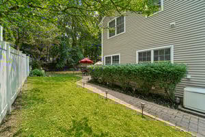 Willow Dr-1206-059.jpg