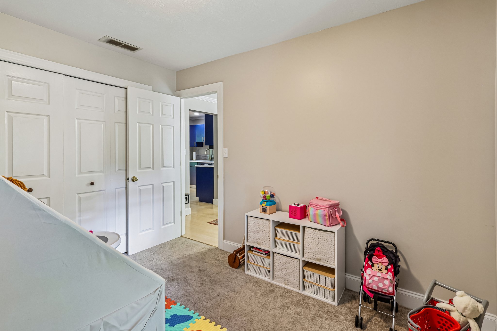 Yale Ave-S0707-019.jpg