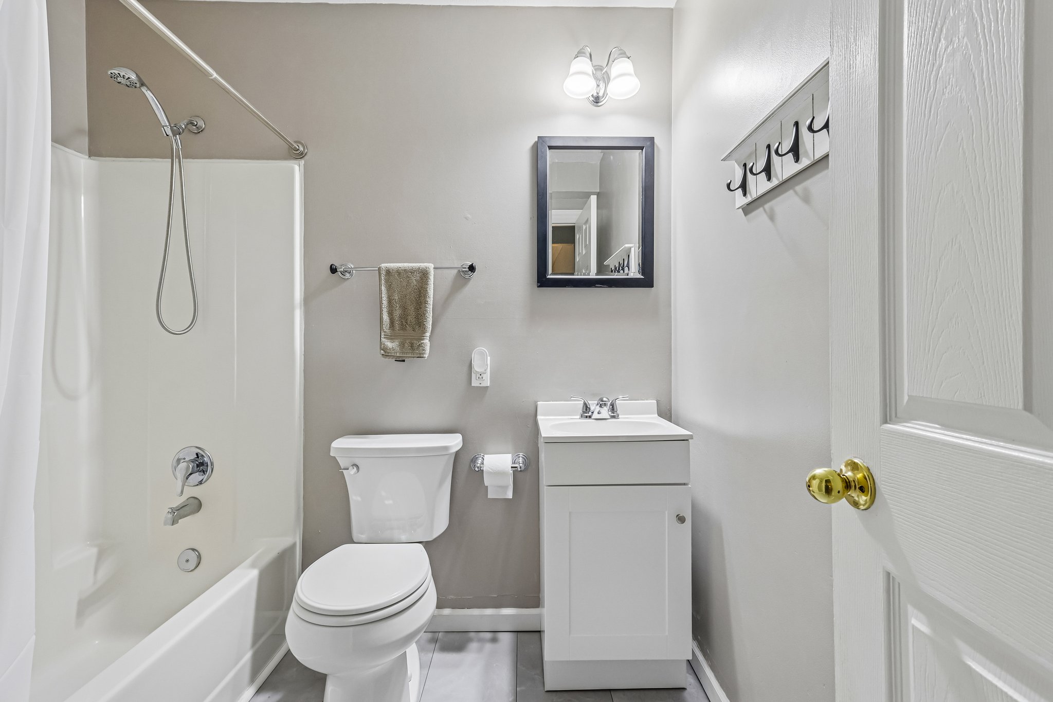 Yale Ave-S0707-021.jpg