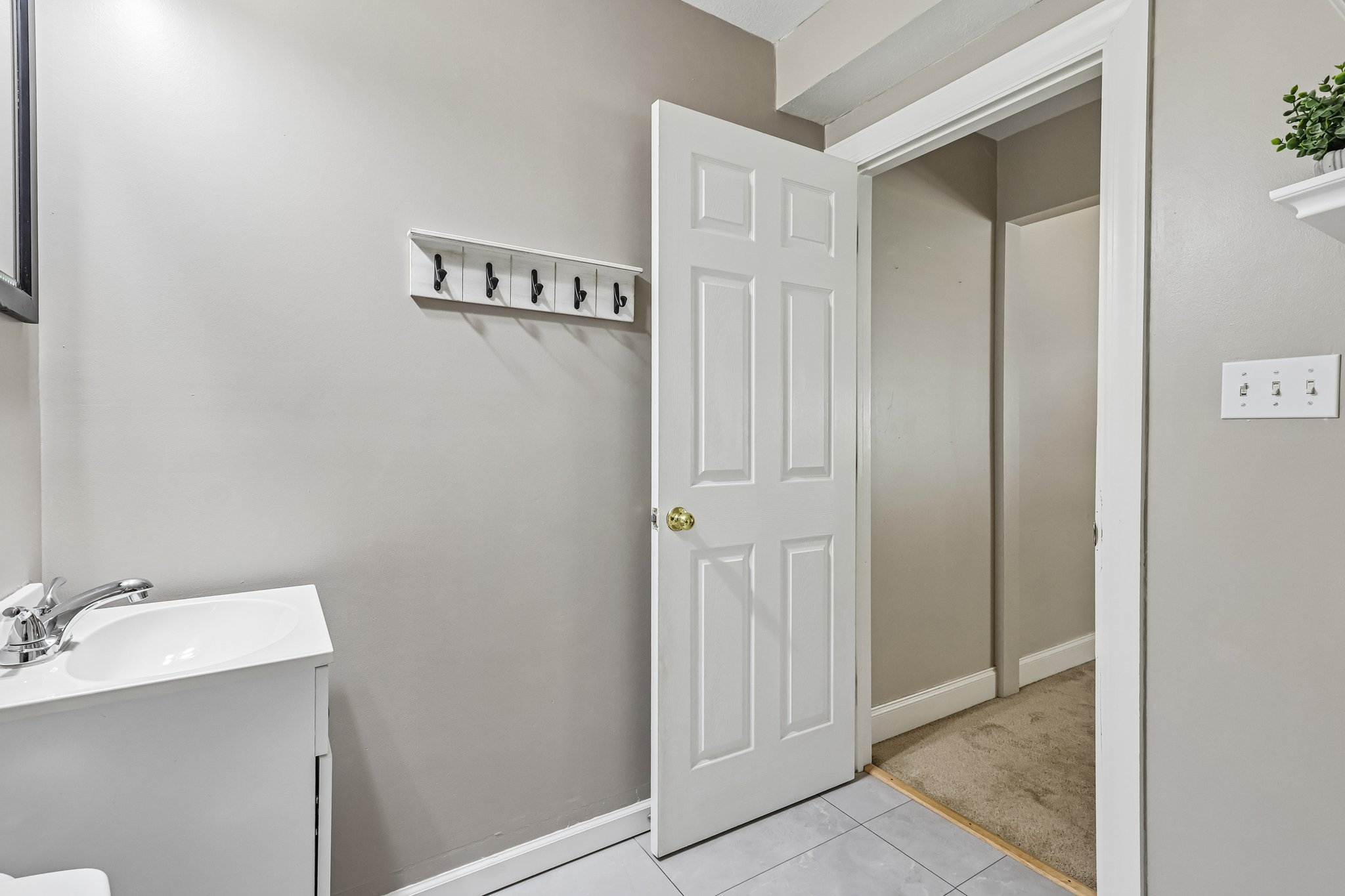 Yale Ave-S0707-023.jpg
