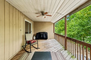 Yale Ave-S0707-048.jpg