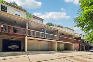 Yale Ave-S0707-052.jpg