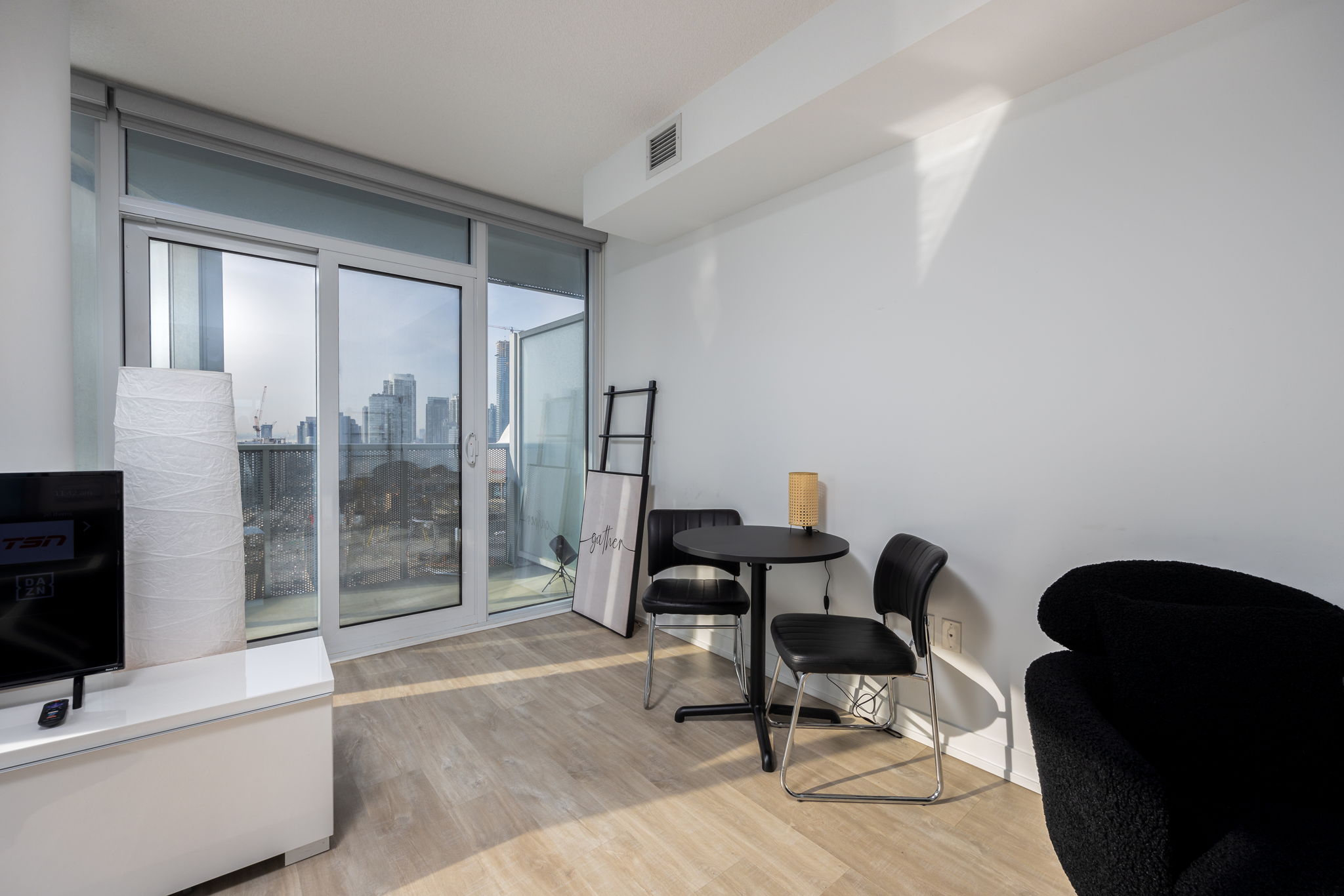 Toronto property showcase — delivered property photograph 5