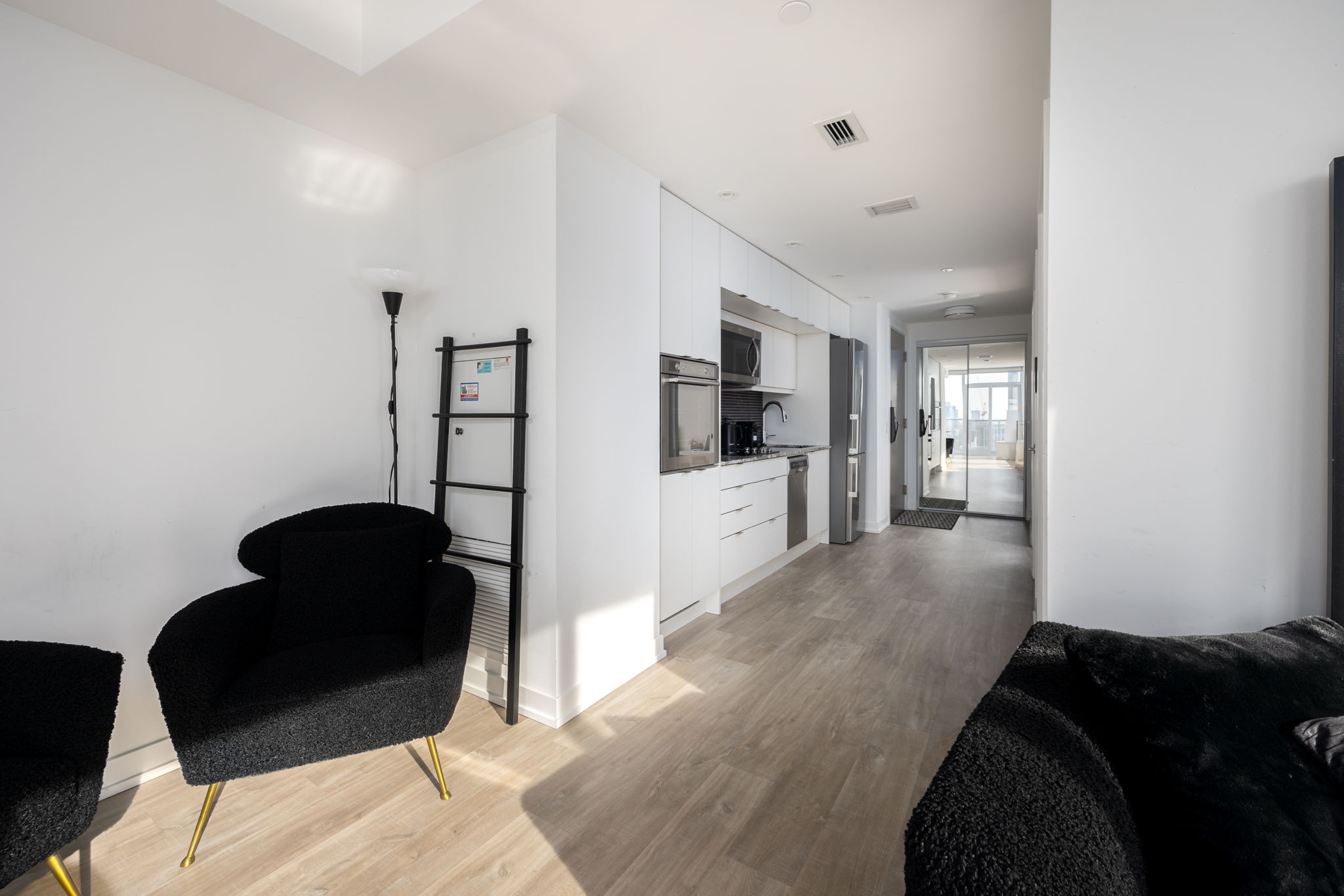 Toronto property showcase — delivered property photograph 7