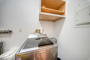  Photo 48