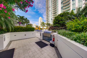  1st Ave N 3407-121