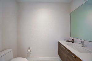  1st Ave N 3407-046