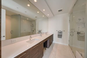  1st Ave N 3407-040