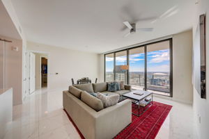  1st Ave N 3407-024