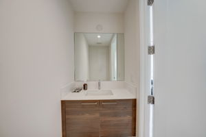  1st Ave N 3407-047
