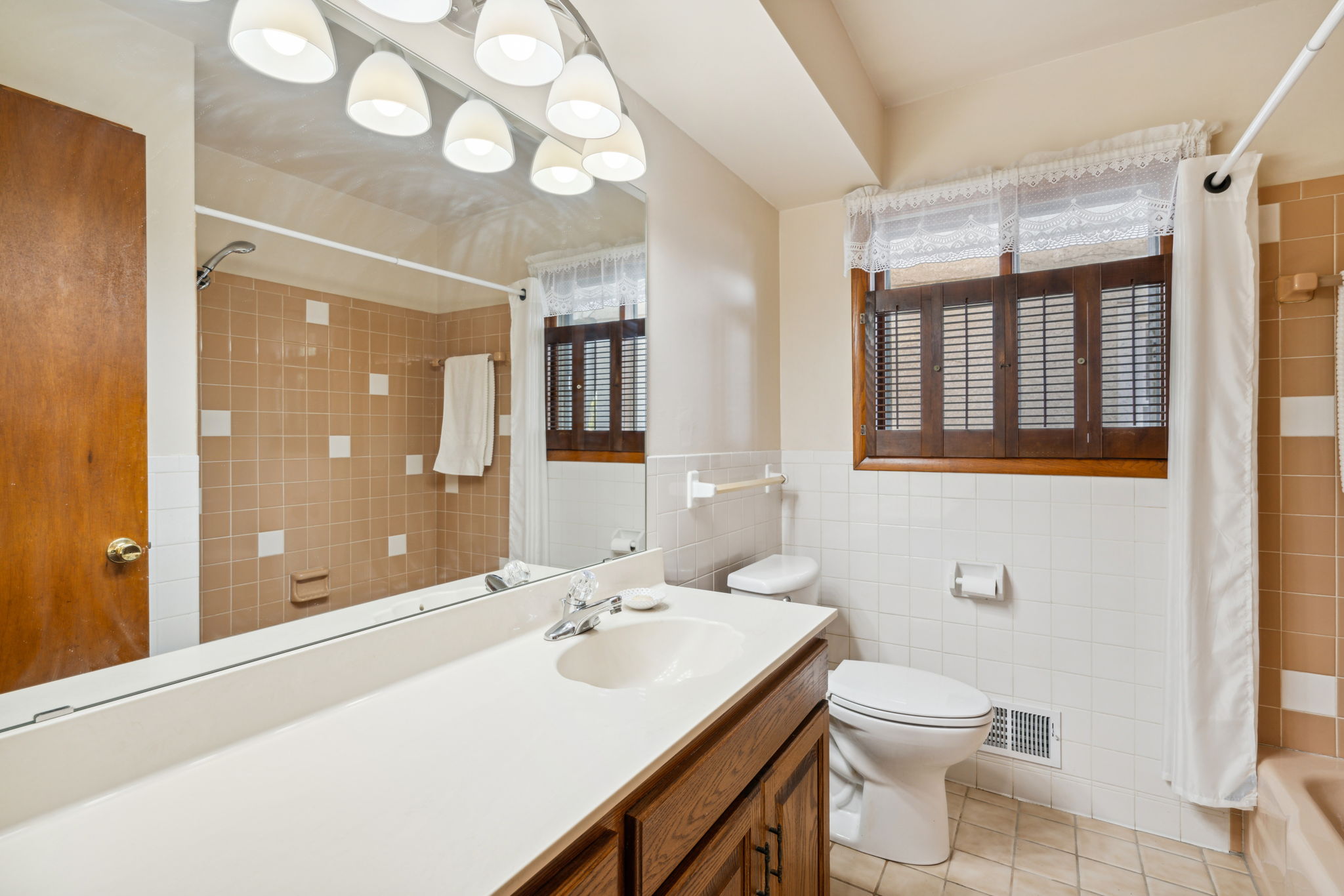 11_Interior