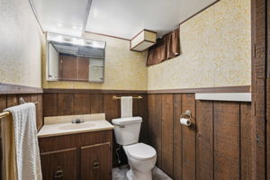17_Interior