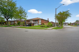 100 Andrew Park, Vaughan ON
