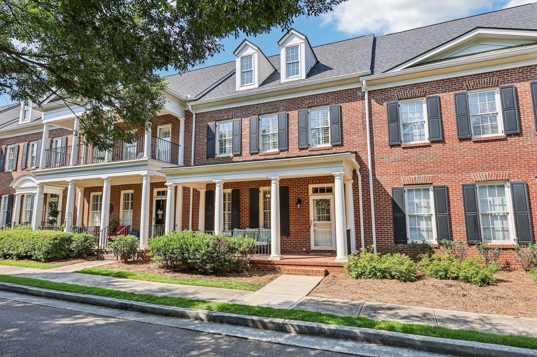 Ansonborough Ln 307-S1007-002.jpg