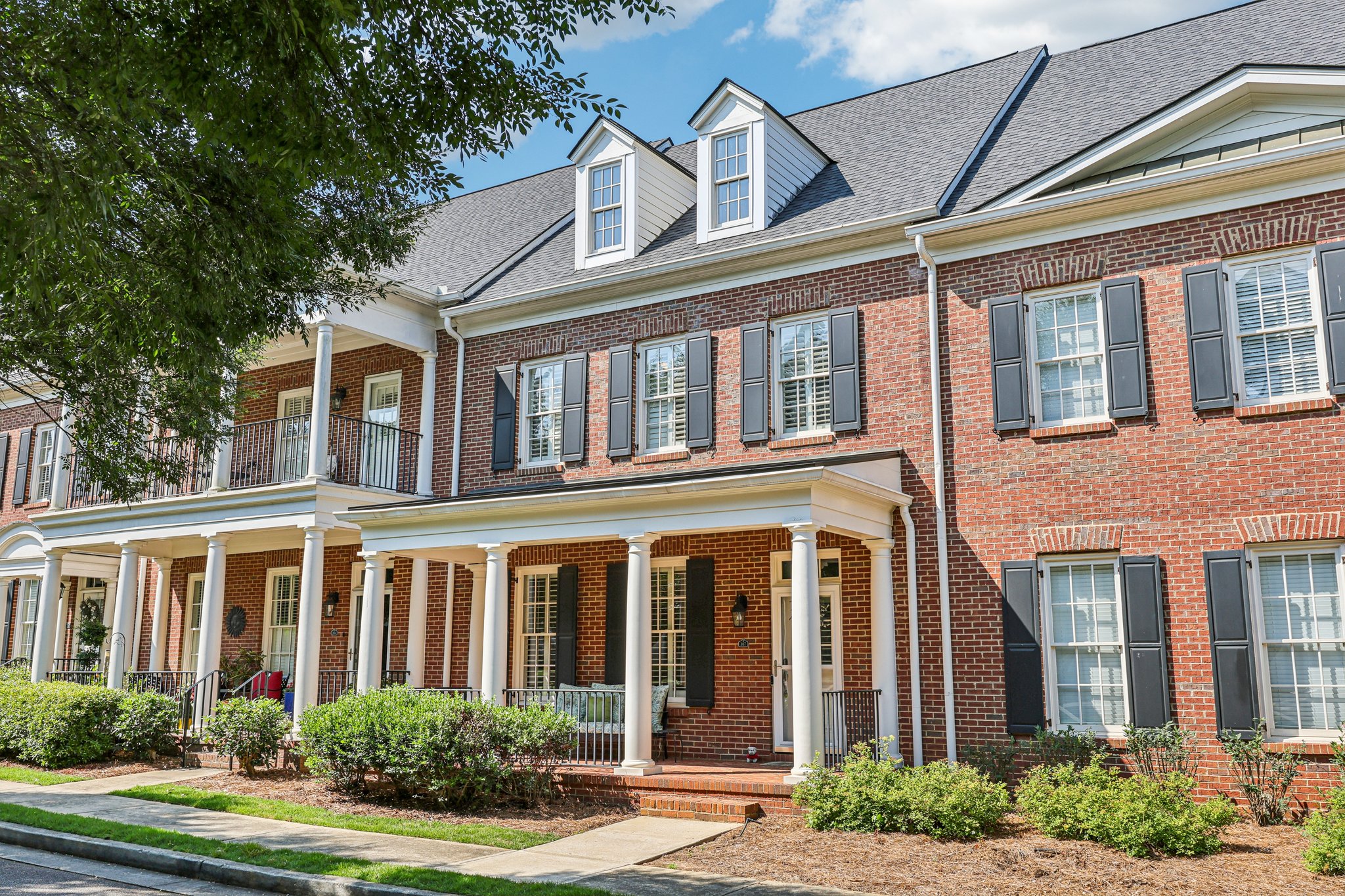 Ansonborough Ln 307-S1007-003.jpg