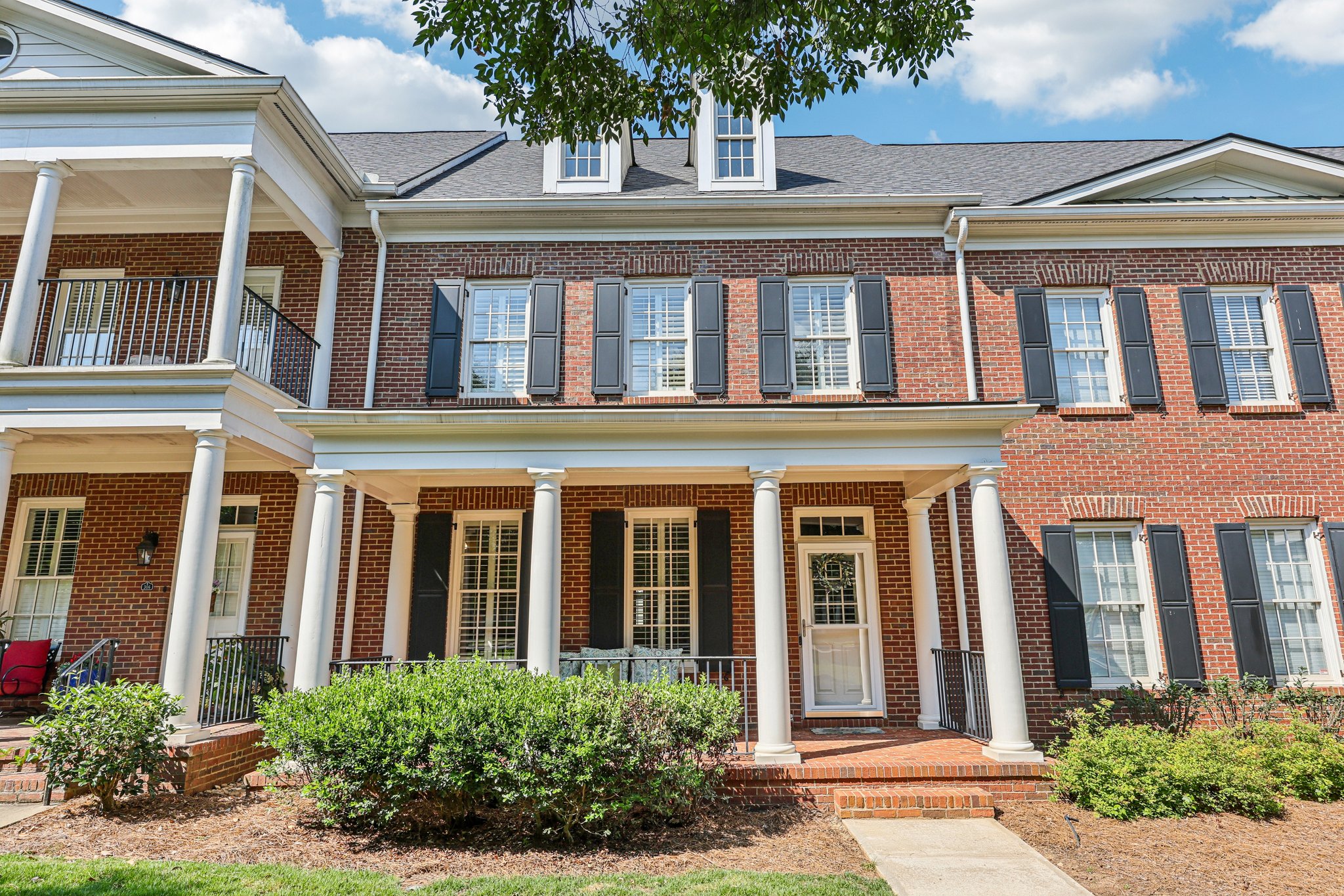 Ansonborough Ln 307-S1007-005.jpg