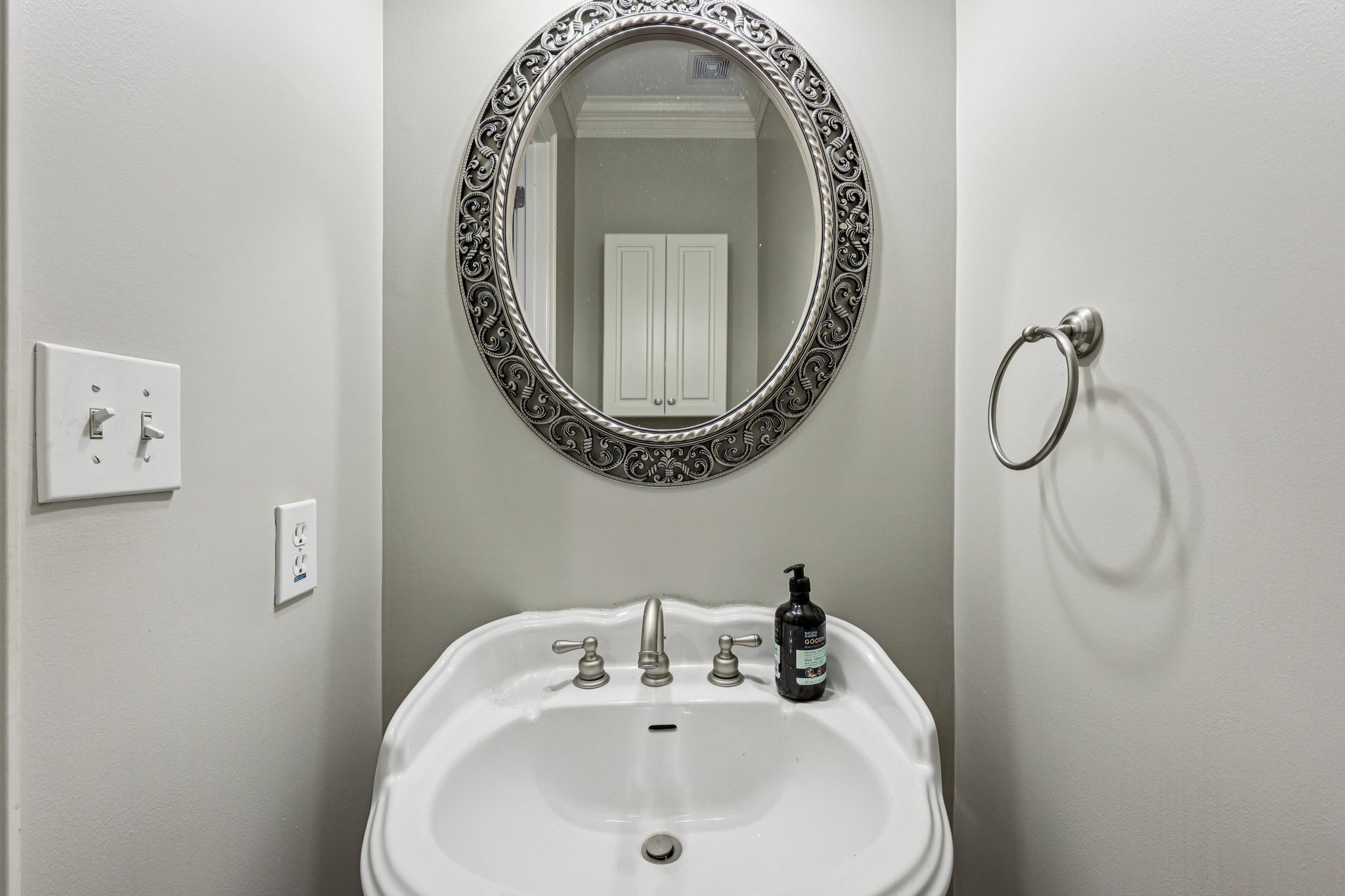 Ansonborough Ln 307-S1007-031.jpg