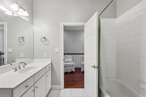 Ansonborough Ln 307-S1007-039.jpg