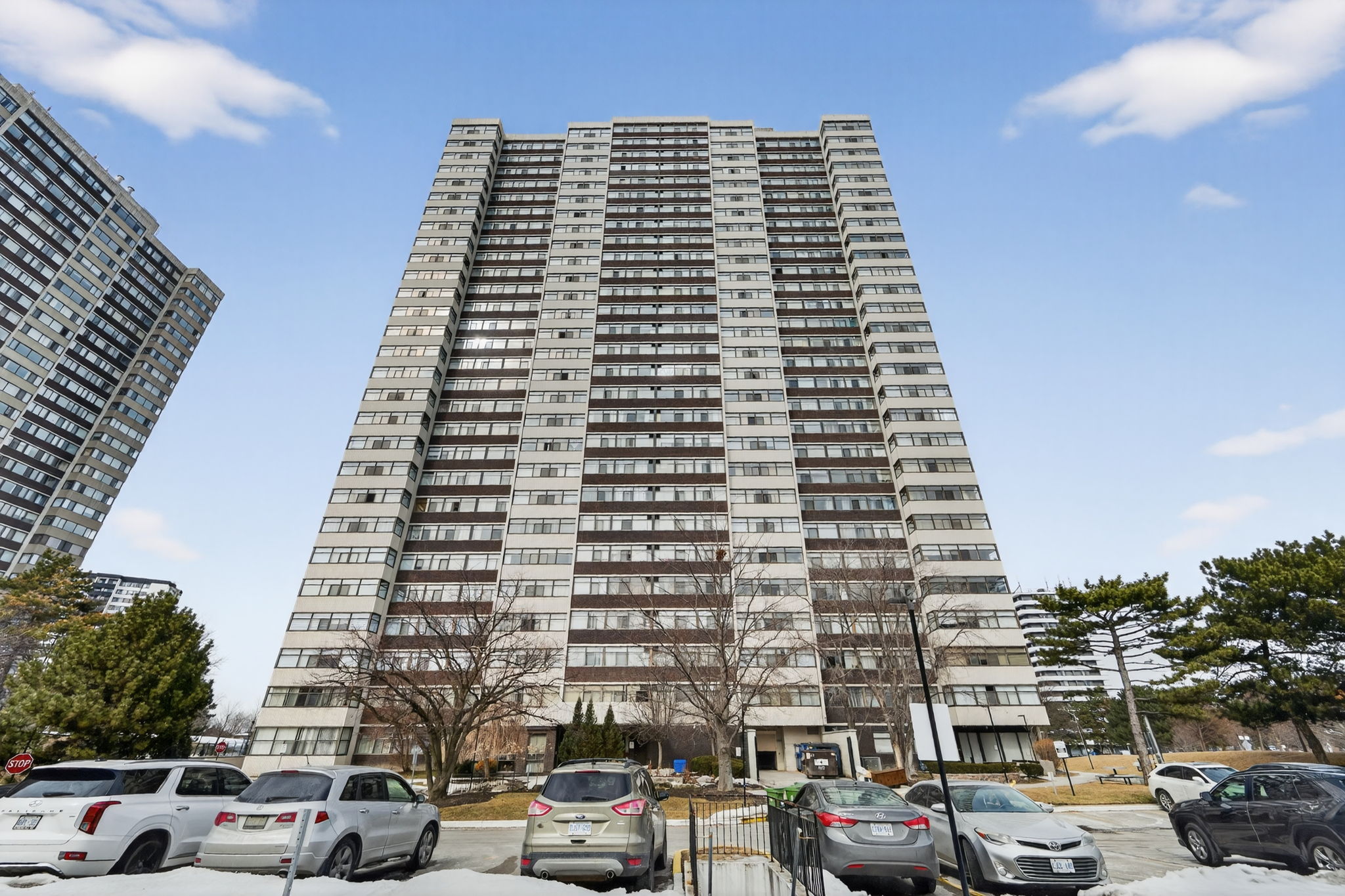 100 Antibes Dr 1705 Toronto, ON M2R 3N1