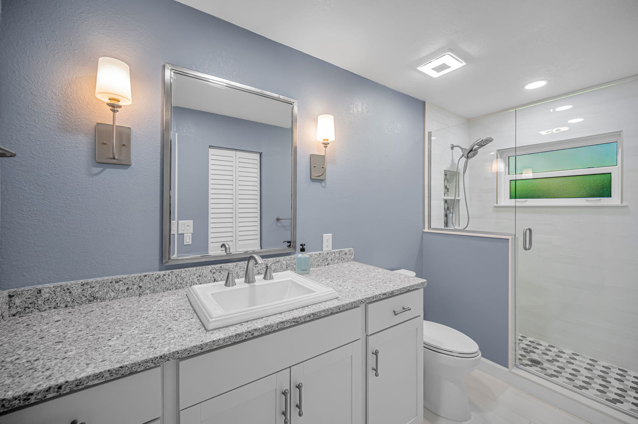 Bathroom2