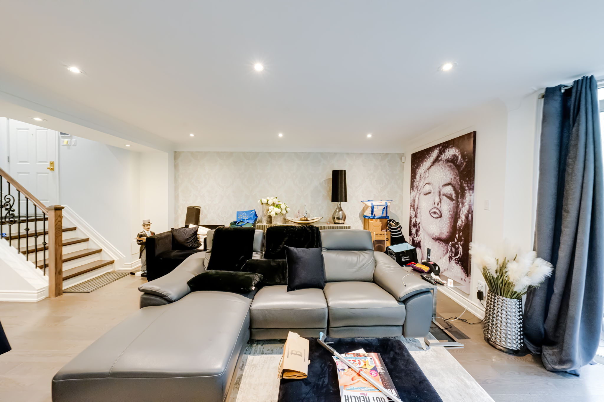 100 Arbors Ln #5 Vaughan, ON L4L 7G4