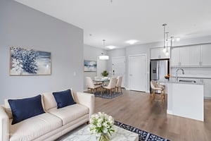 DSC05297 virtually staged.jpeg