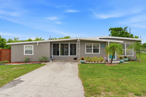Front Exteriors (4)