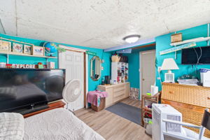 Interiors (15)